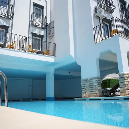 Quatro Life Otel Bodrum